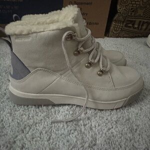 - north face woman boots